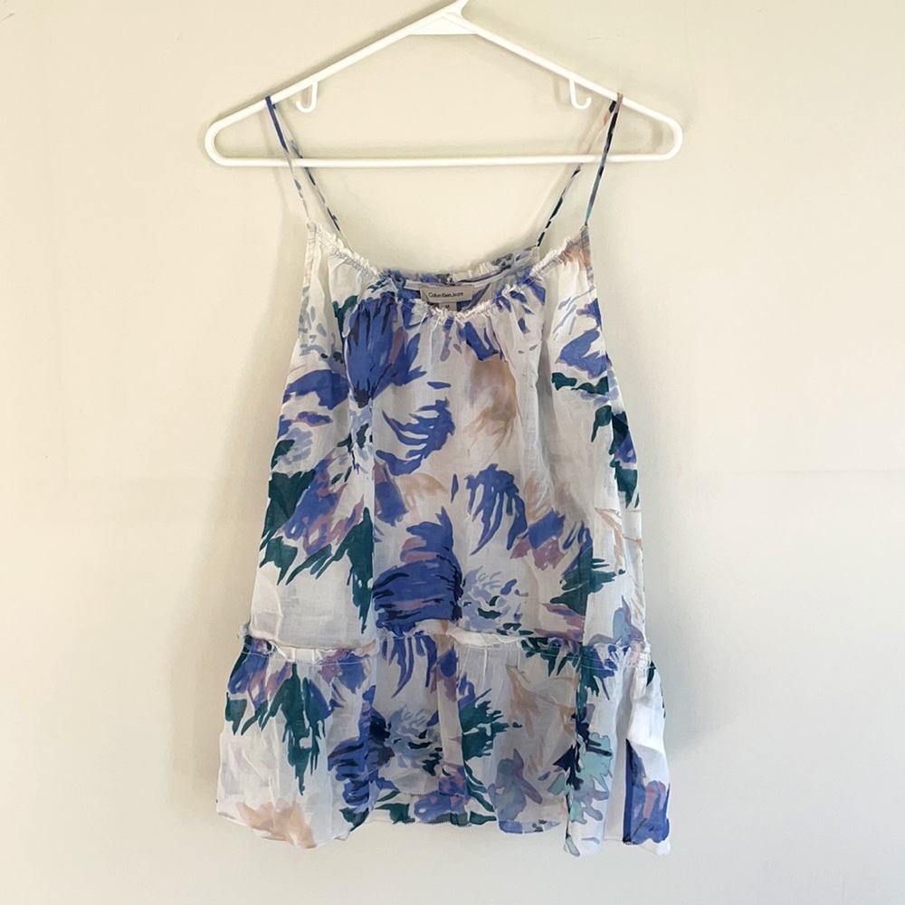 Lightweight Calvin Klein floral tank